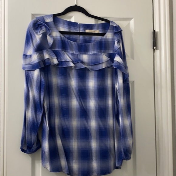 LOFT Tops - Loft long sleeved shirt